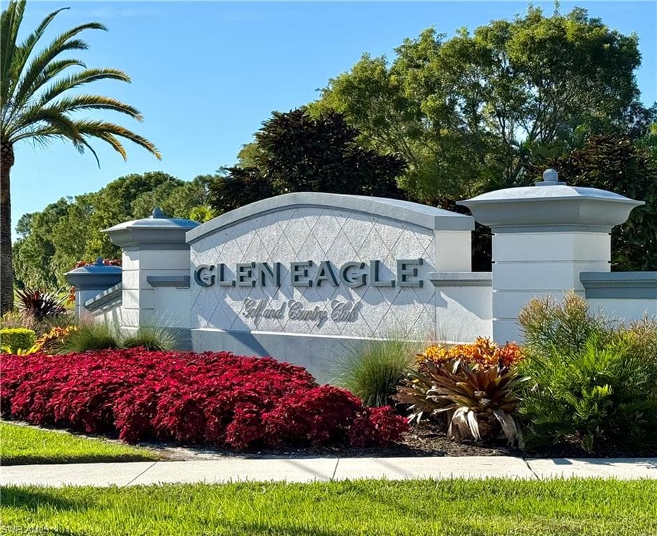 6817 Sterling Greens Dr 8, Naples, FL 34104-29