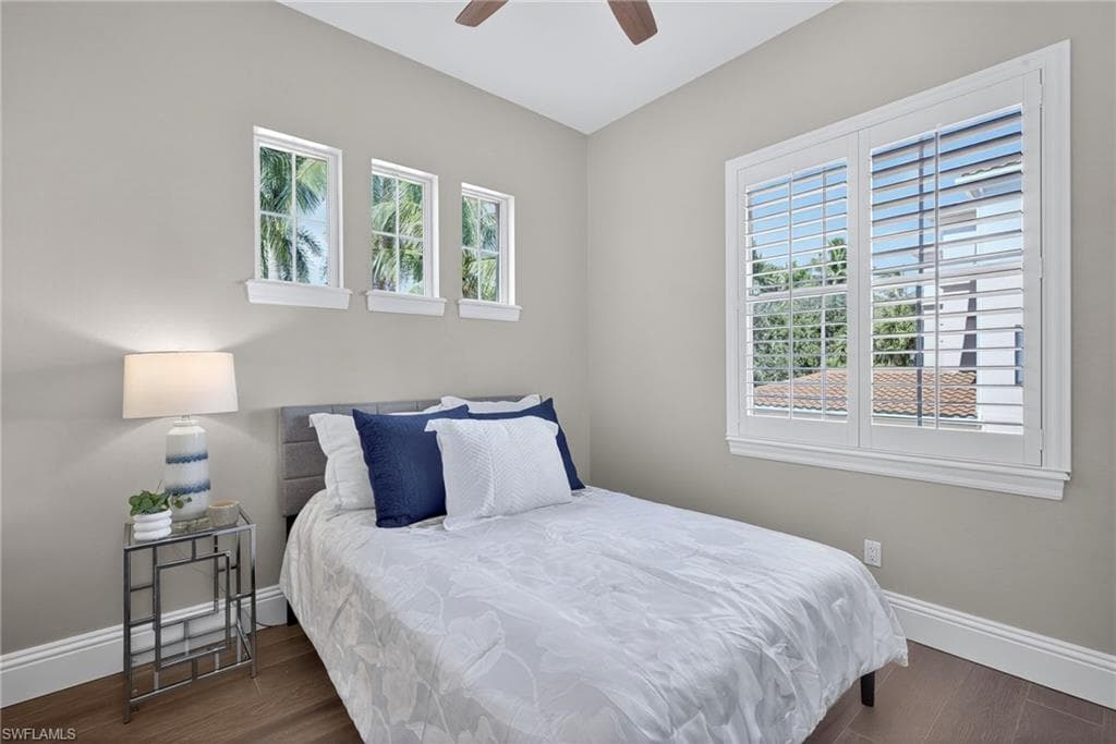 2830 Tiburon Blvd E 102, Naples, FL 34109-23