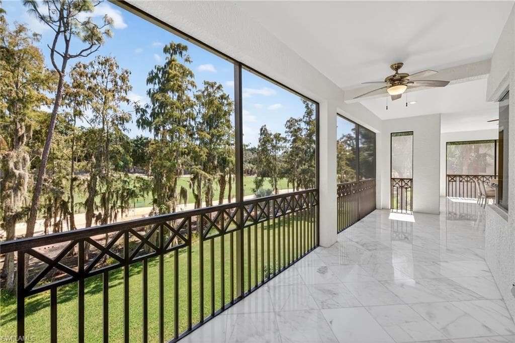 2830 Tiburon Blvd E 102, Naples, FL 34109-26