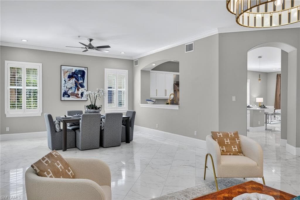 2830 Tiburon Blvd E 102, Naples, FL 34109-7