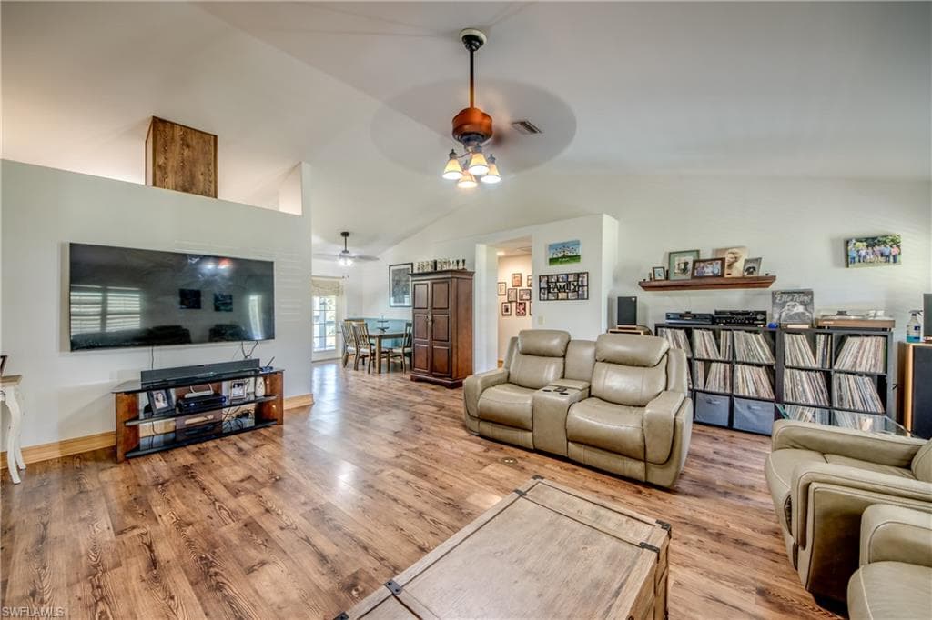 9081 Alena Ct, North Fort Myers, FL 33903-18