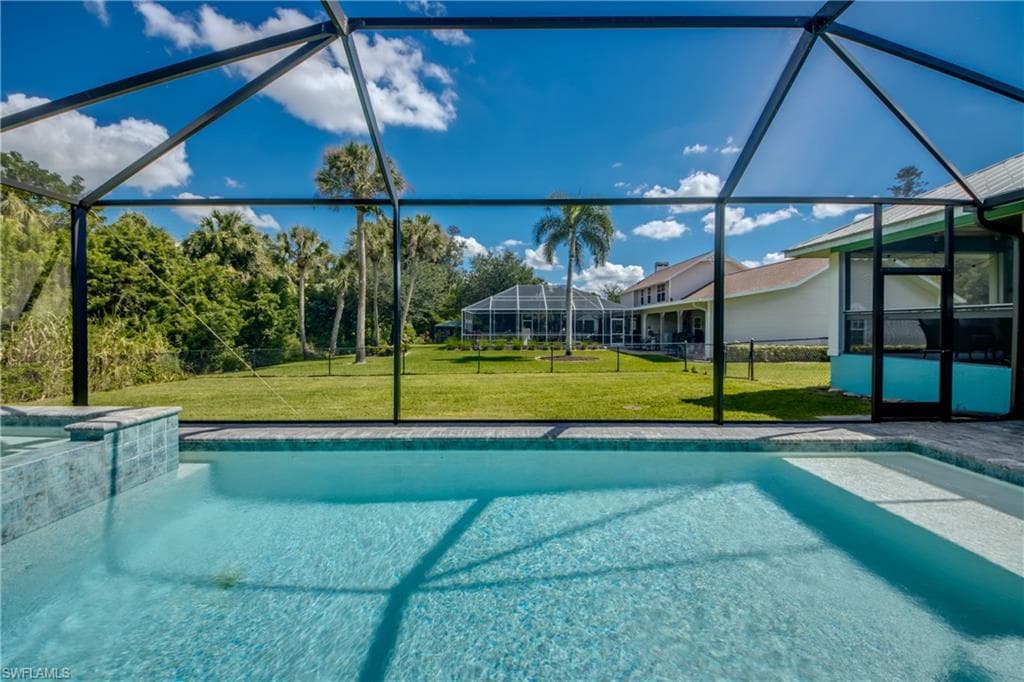 9081 Alena Ct, North Fort Myers, FL 33903-39