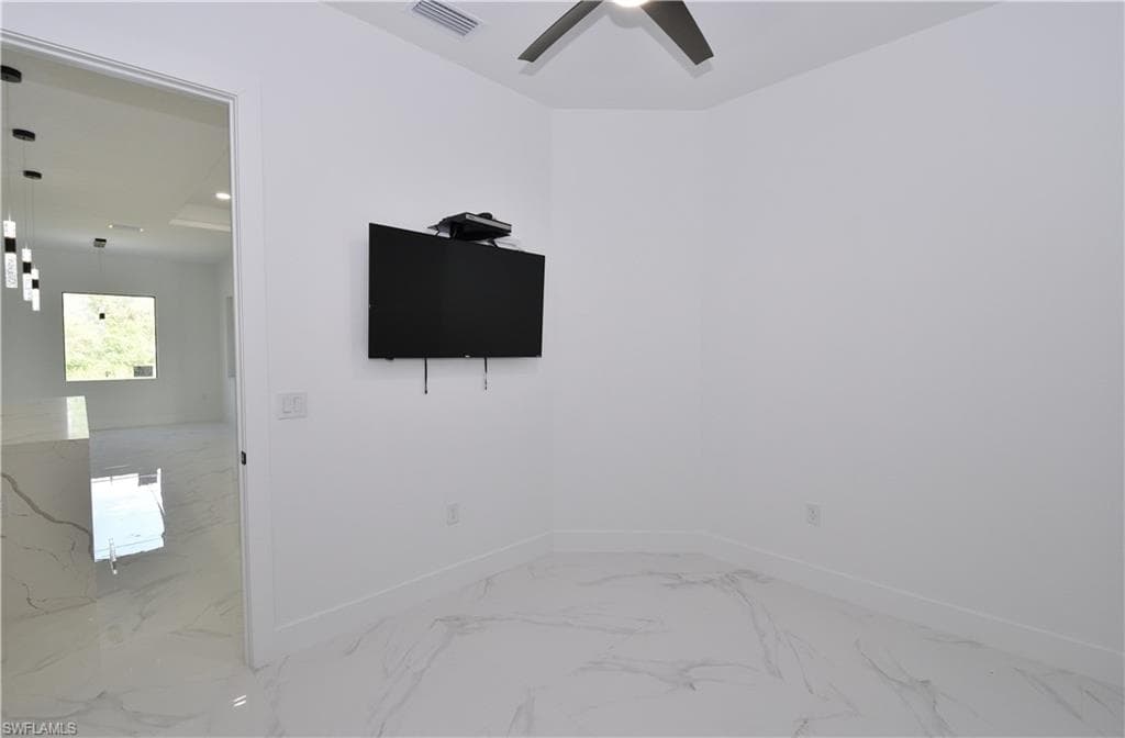 103 Scott Ave, Lehigh Acres, FL 33936-9