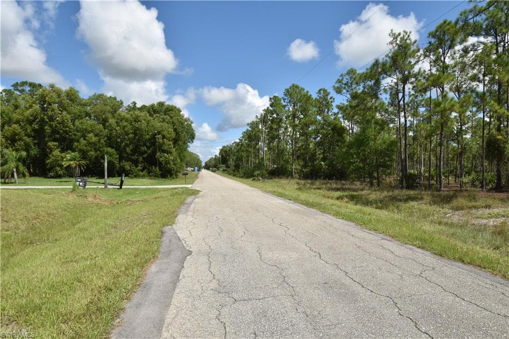 103 Scott Ave, Lehigh Acres, FL 33936-25