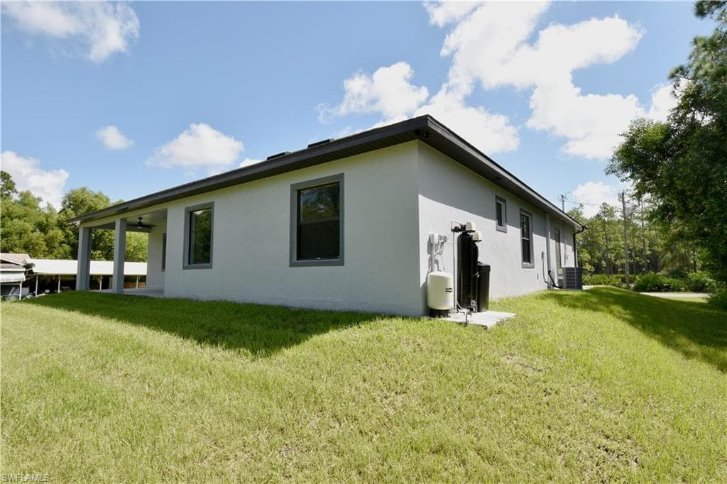 103 Scott Ave, Lehigh Acres, FL 33936-5