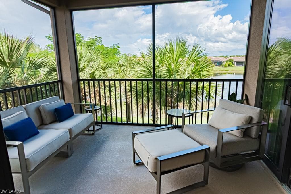 15248 Zeno Way 201, Naples, FL 34114-15