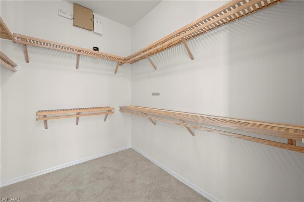 9094 Links Dr, Fort Myers, FL 33913-18