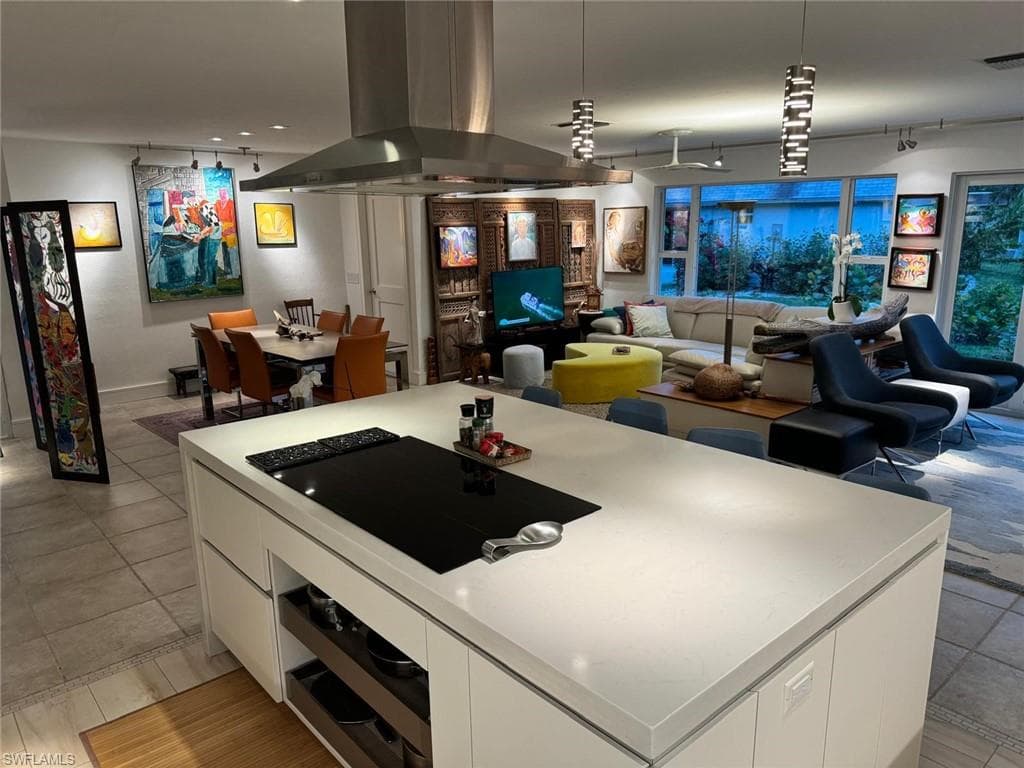 215 Lanchester Ct 44, Naples, FL 34112-11