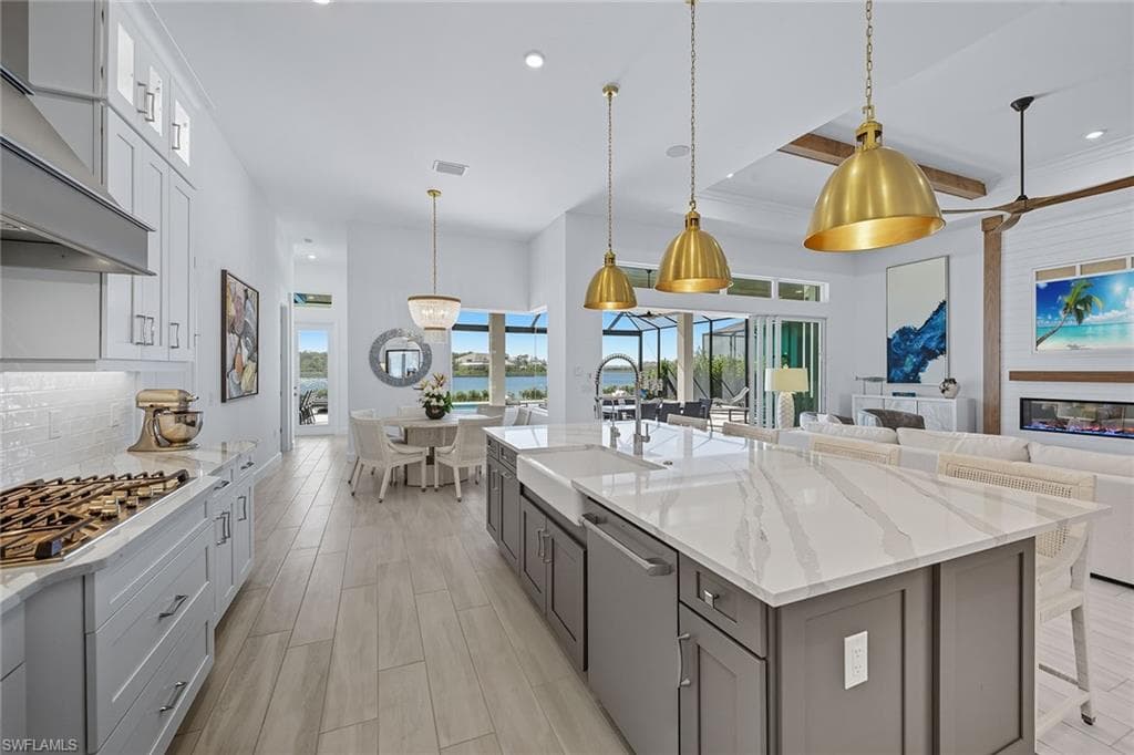 15326 Turin Dr, Naples, FL 34114-10