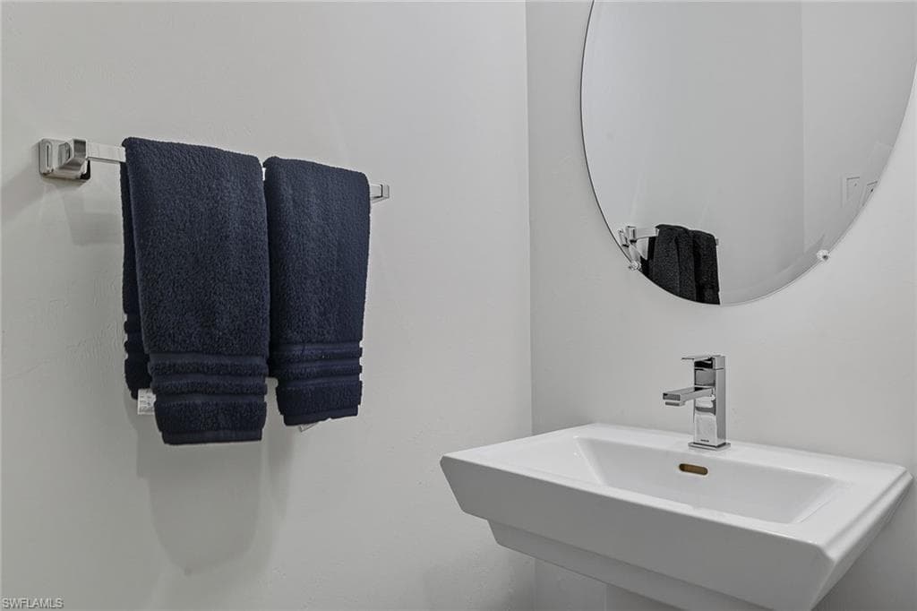 15326 Turin Dr, Naples, FL 34114-28