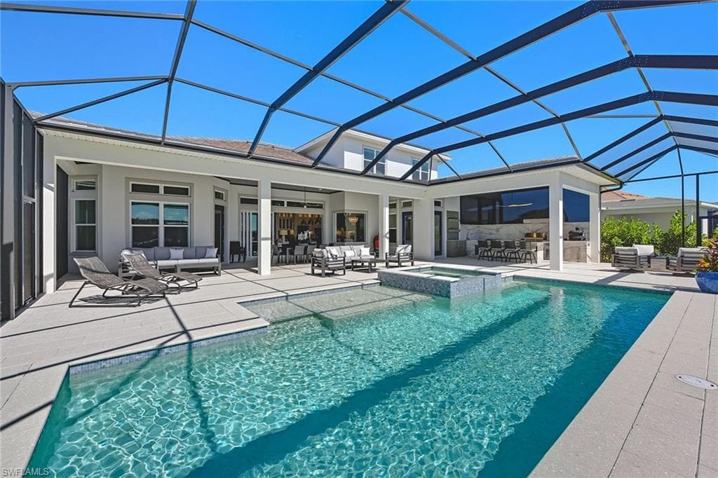 15326 Turin Dr, Naples, FL 34114-38