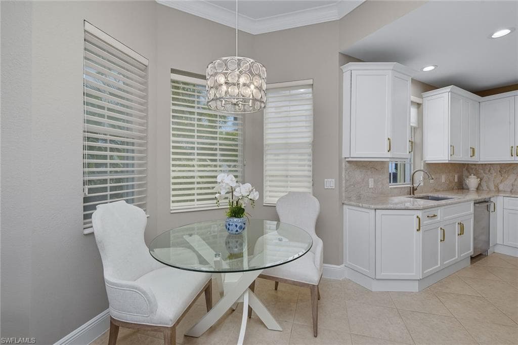 3705 Montreux Ln 104, Naples, FL 34114-8