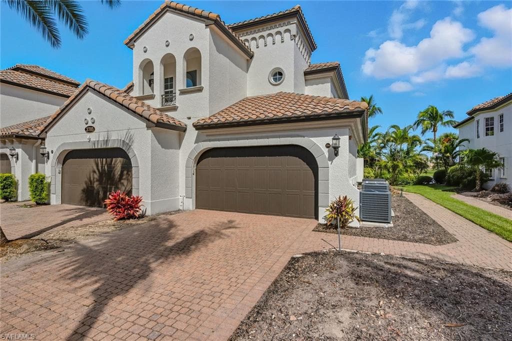 3705 Montreux Ln 104, Naples, FL 34114-28