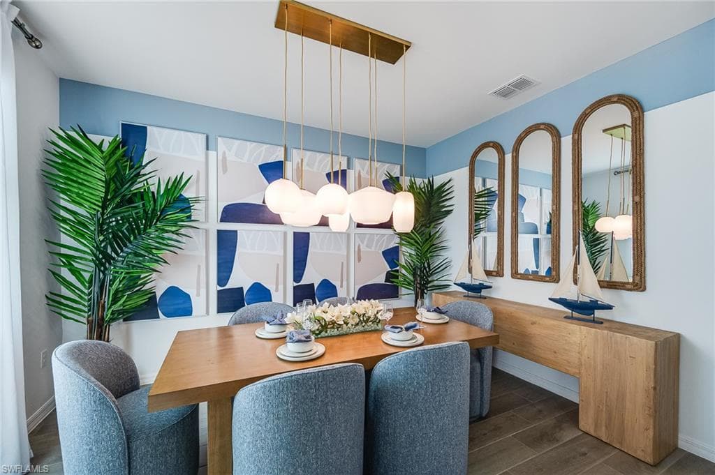 2318 Avocado Ln, Naples, FL 34120-13