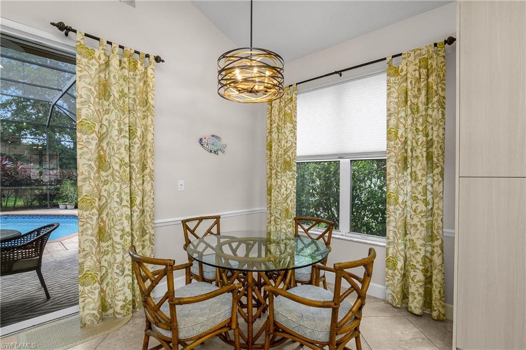 8816 Ventura Way, Naples, FL 34109-20