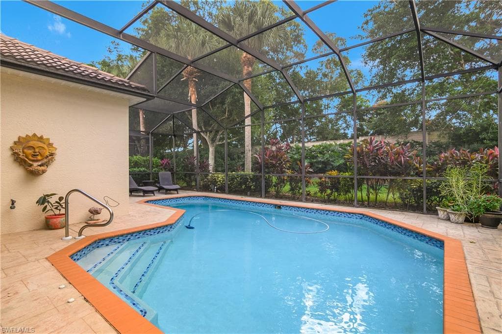 8816 Ventura Way, Naples, FL 34109-36