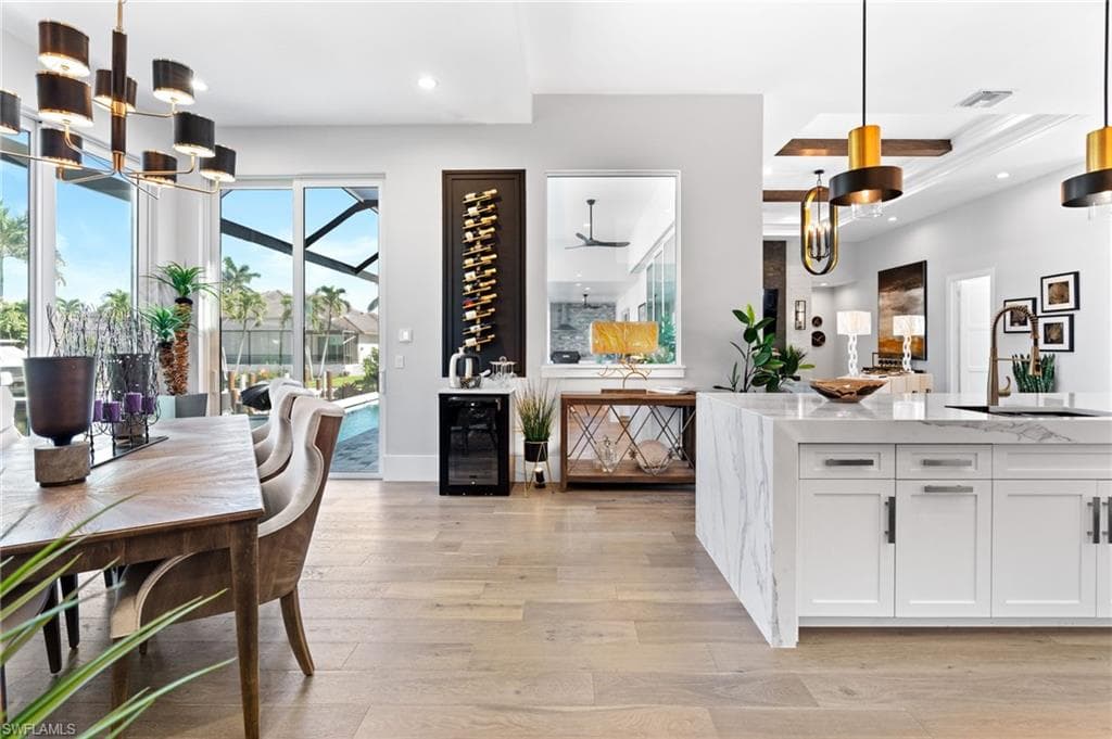 5 Covewood Ct, Marco Island, FL 34145-18