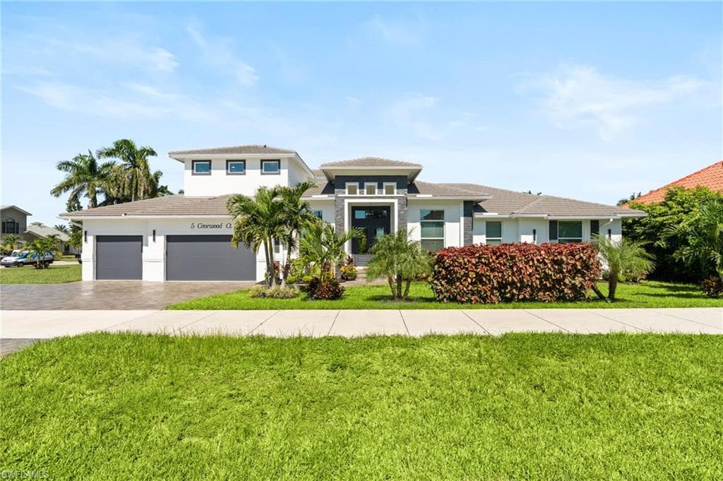 5 Covewood Ct, Marco Island, FL 34145-1