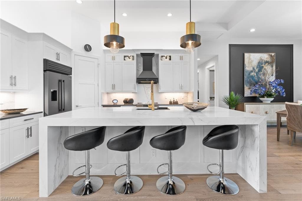 5 Covewood Ct, Marco Island, FL 34145-4