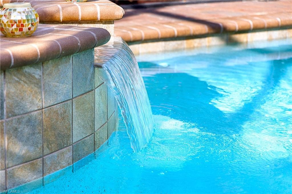 17240 Galway Run, Bonita Springs, FL 34135-13