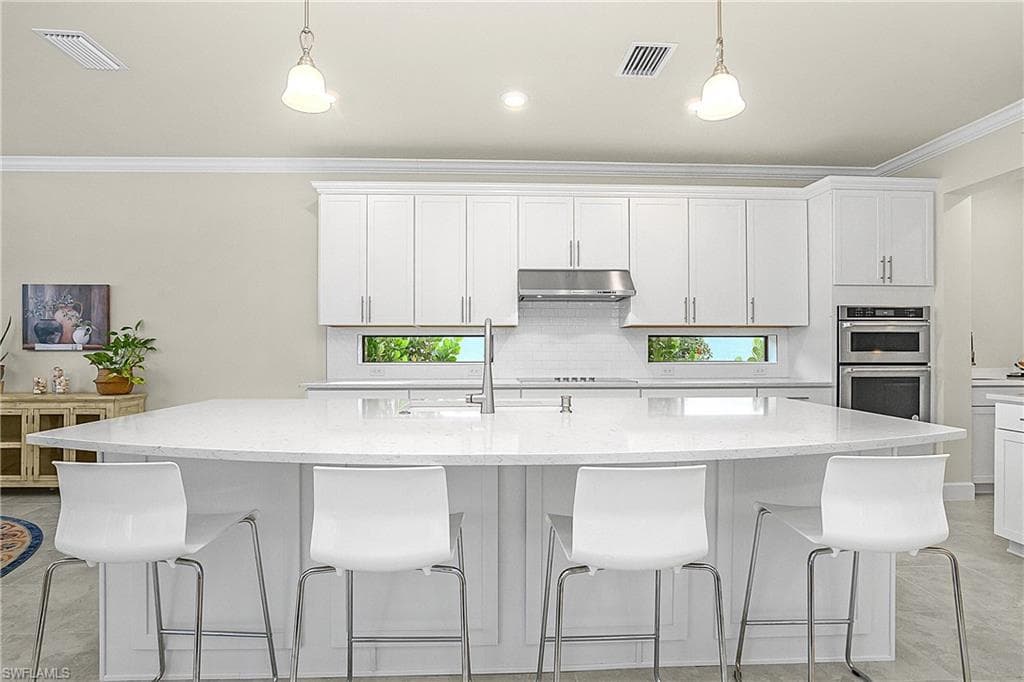 19445 The Place Blvd, Estero, FL 33928-8