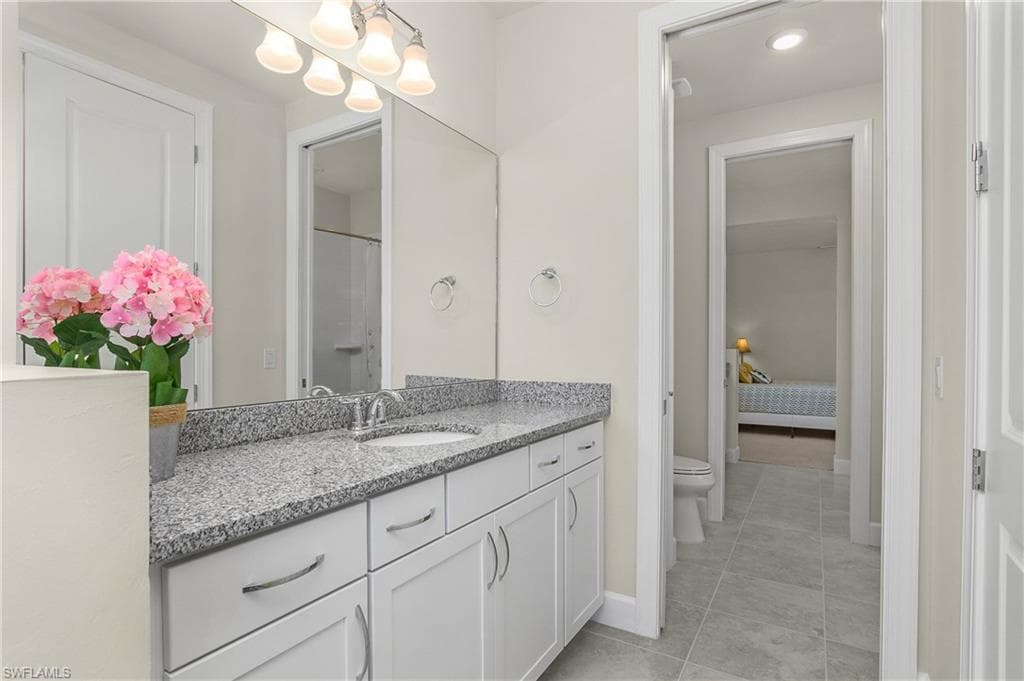 19445 The Place Blvd, Estero, FL 33928-40