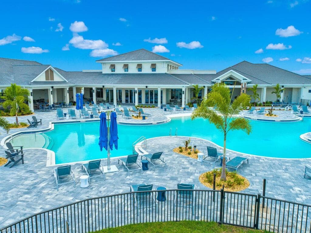 19100 Marquesa Dr, Fort Myers, FL 33913-40