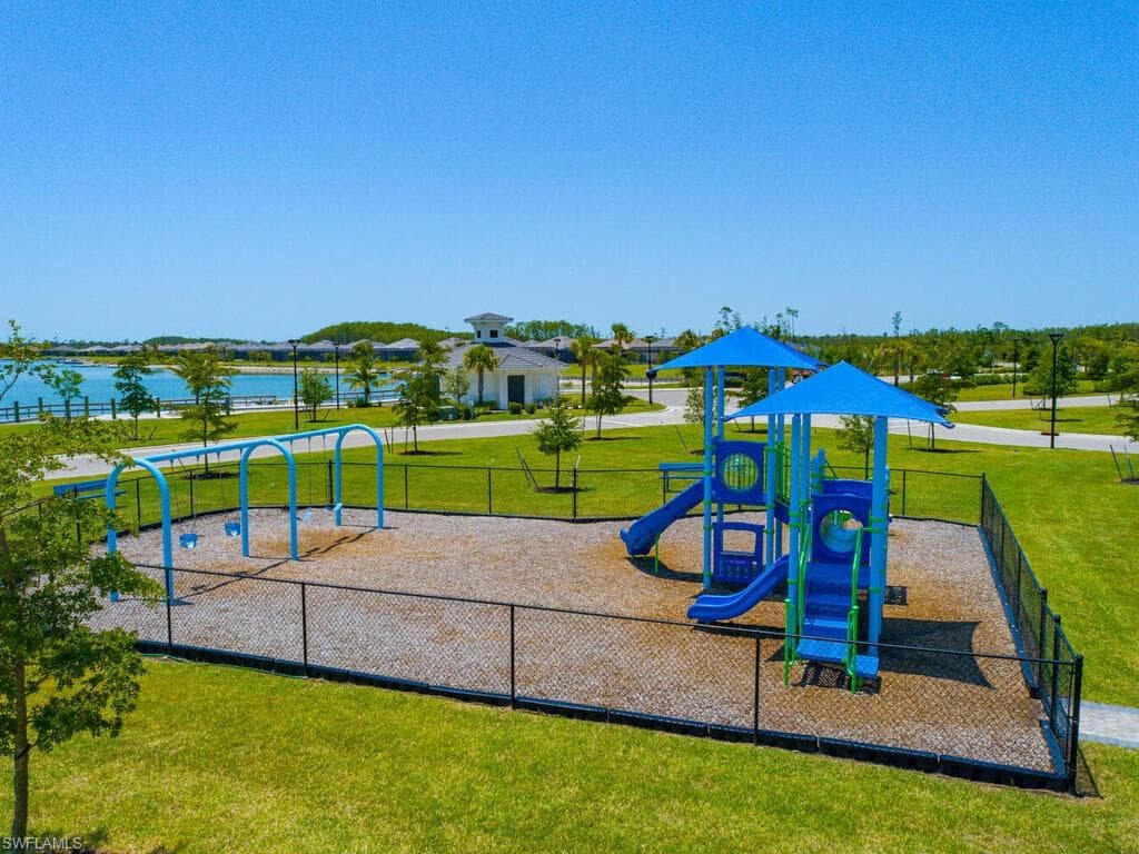 19100 Marquesa Dr, Fort Myers, FL 33913-44