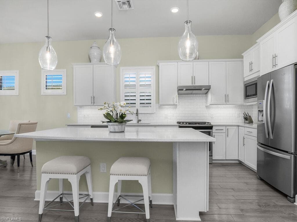 19100 Marquesa Dr, Fort Myers, FL 33913-3