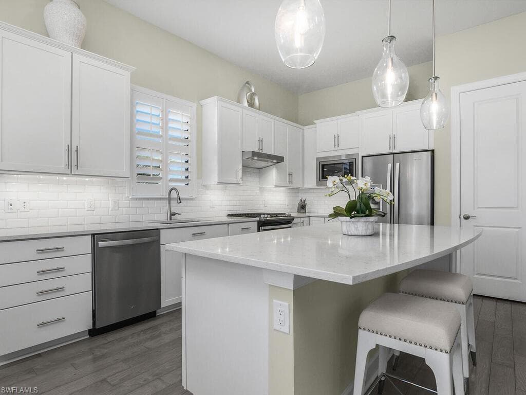 19100 Marquesa Dr, Fort Myers, FL 33913-5