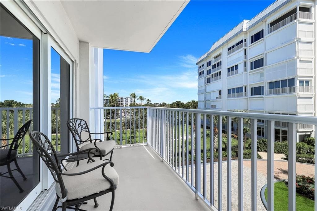 1285 Gulf Shore Blvd N 3b, Naples, FL 34102-22