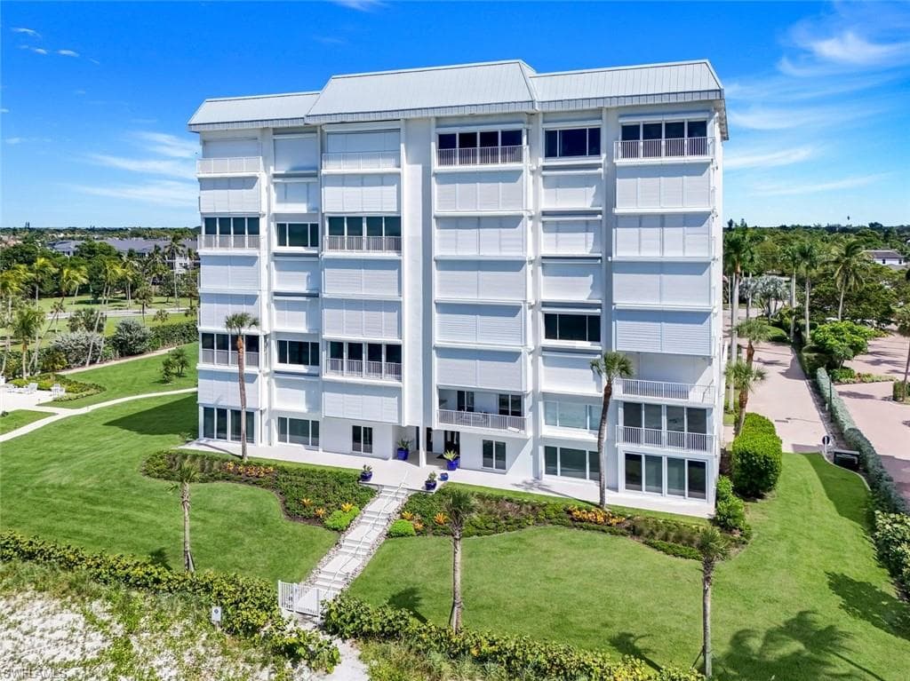 1285 Gulf Shore Blvd N 3b, Naples, FL 34102-46