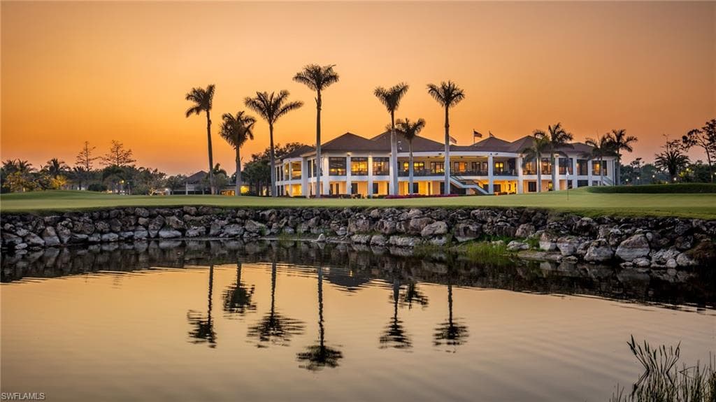 156 Amblewood Ln 7-704, Naples, FL 34105-50