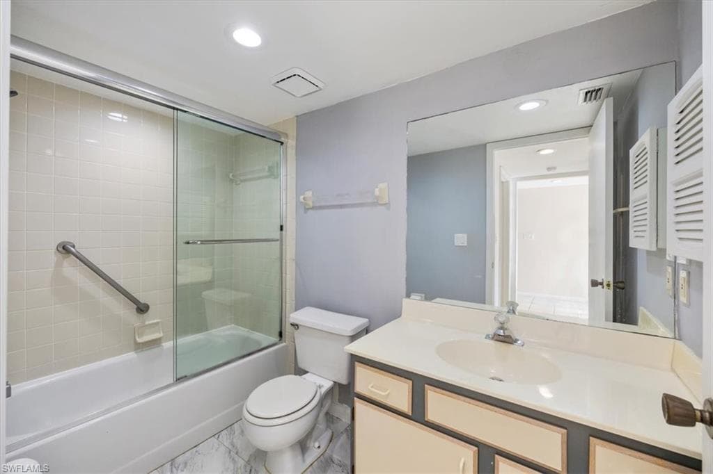 5697 Rattlesnake Hammock Rd C-105, Naples, FL 34113-16