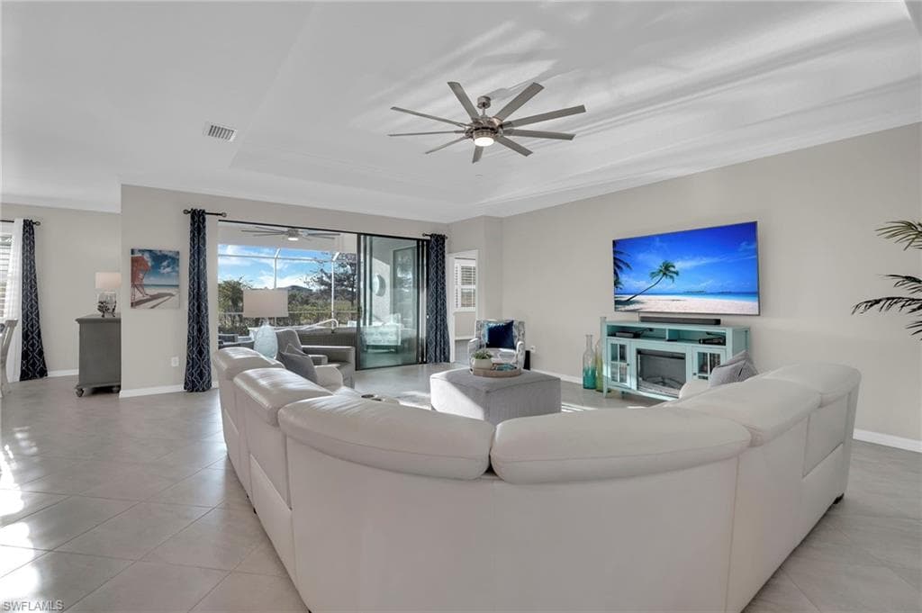 19816 Beechcrest Pl, Estero, FL 33928-5