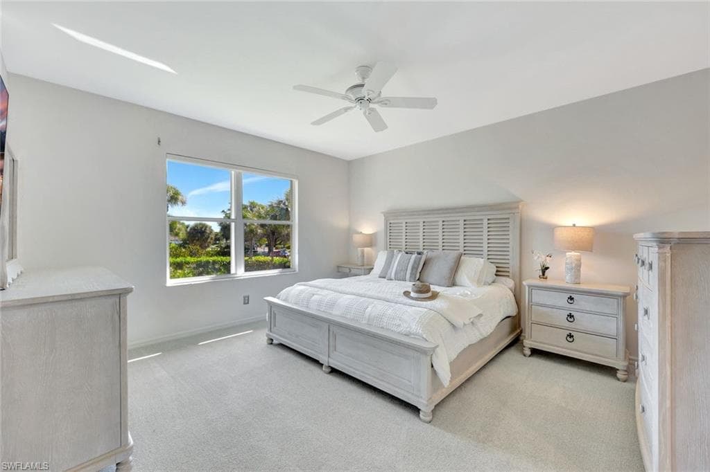 160 Waterside Cir 202, Marco Island, FL 34145-10