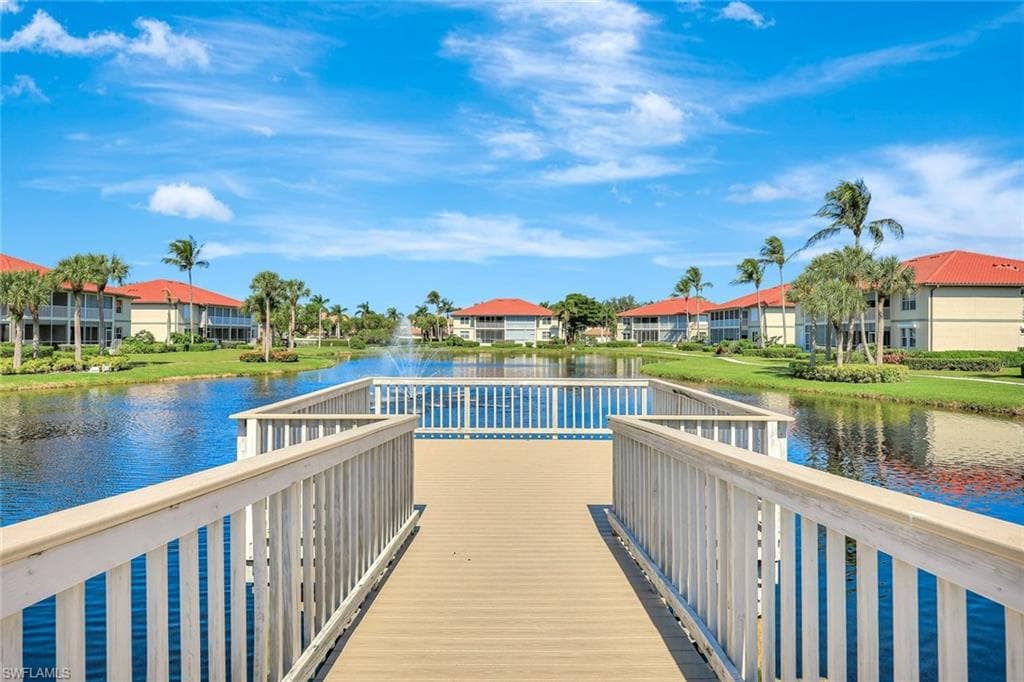 160 Waterside Cir 202, Marco Island, FL 34145-36