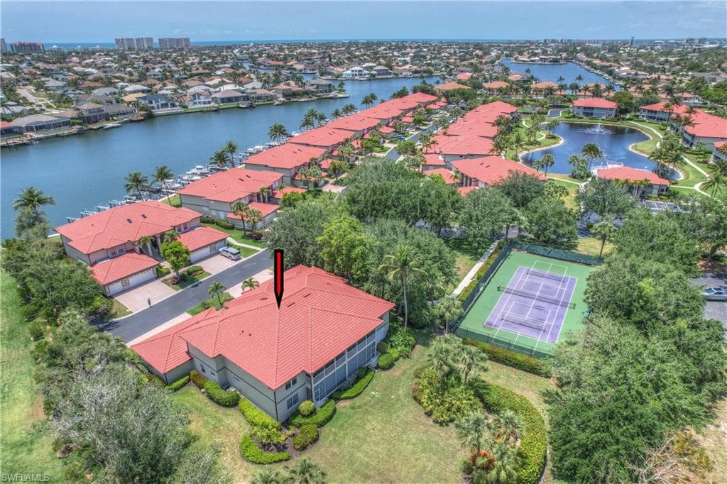 160 Waterside Cir 202, Marco Island, FL 34145-44