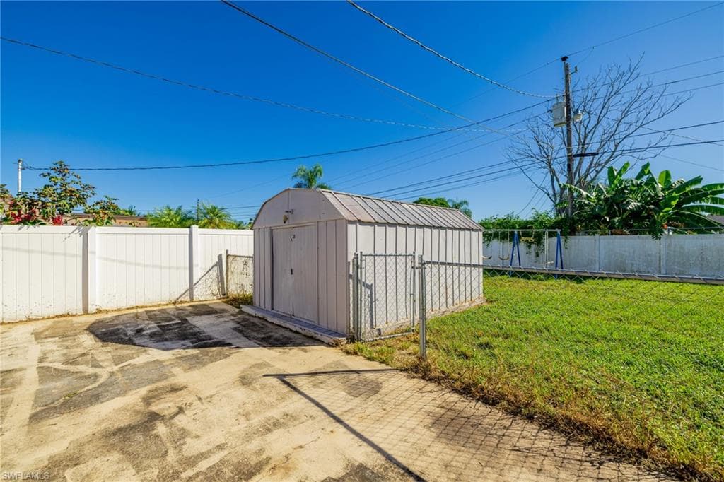 339 Beachwood Ave W, Lehigh Acres, FL 33936-27