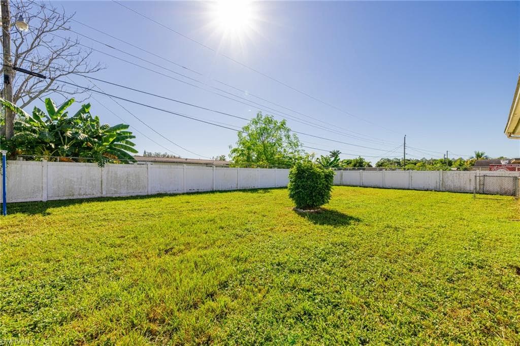 339 Beachwood Ave W, Lehigh Acres, FL 33936-28