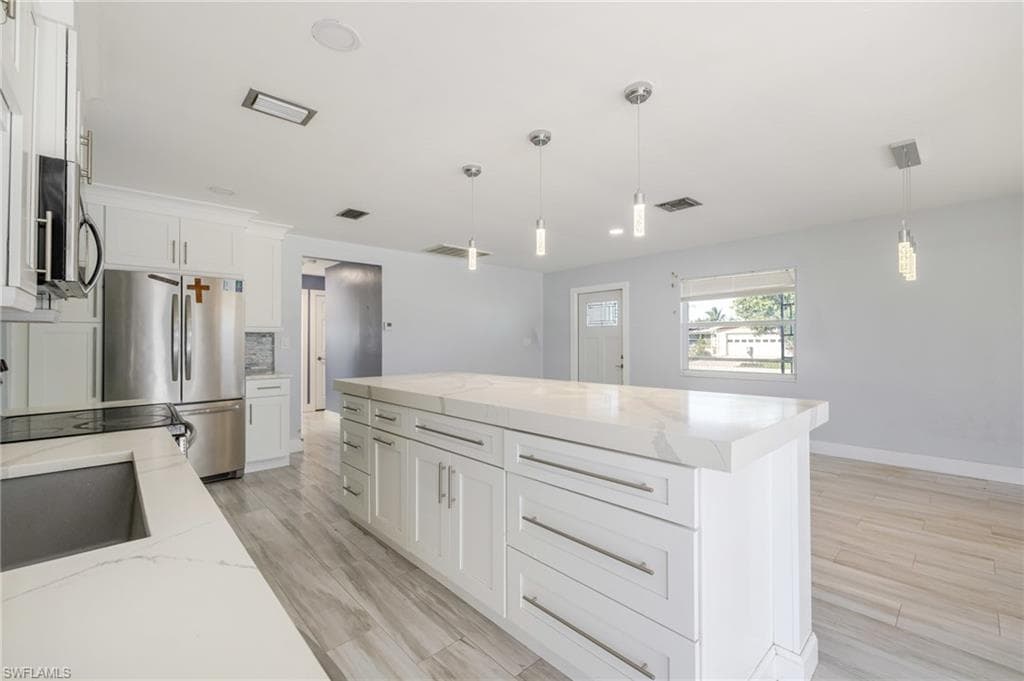 339 Beachwood Ave W, Lehigh Acres, FL 33936-6