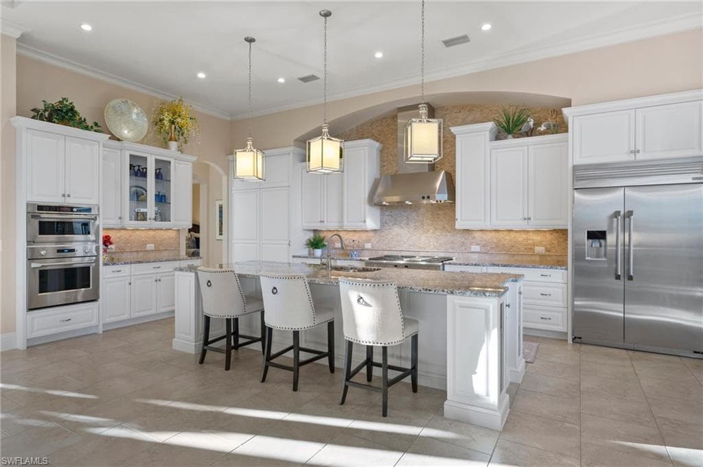 3987 Brynwood Dr, Naples, FL 34119-8