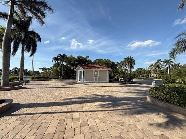4801 Corian Ct, Naples, FL 34114-14