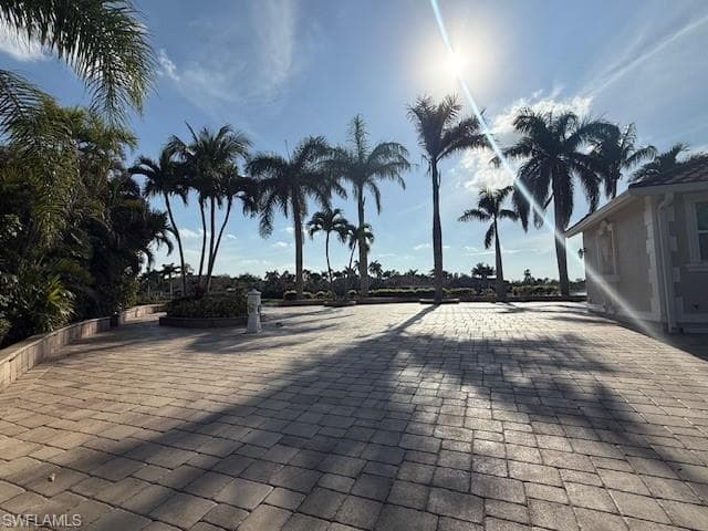 4801 Corian Ct, Naples, FL 34114-3