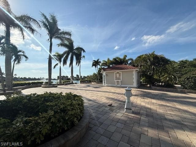 4801 Corian Ct, Naples, FL 34114-7