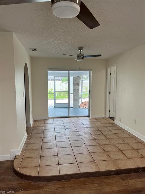 1513 52nd Ln, Cape Coral, FL 33914-10