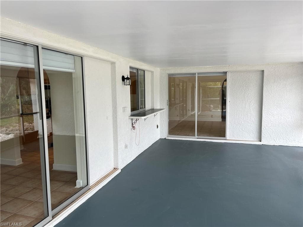 1513 52nd Ln, Cape Coral, FL 33914-3