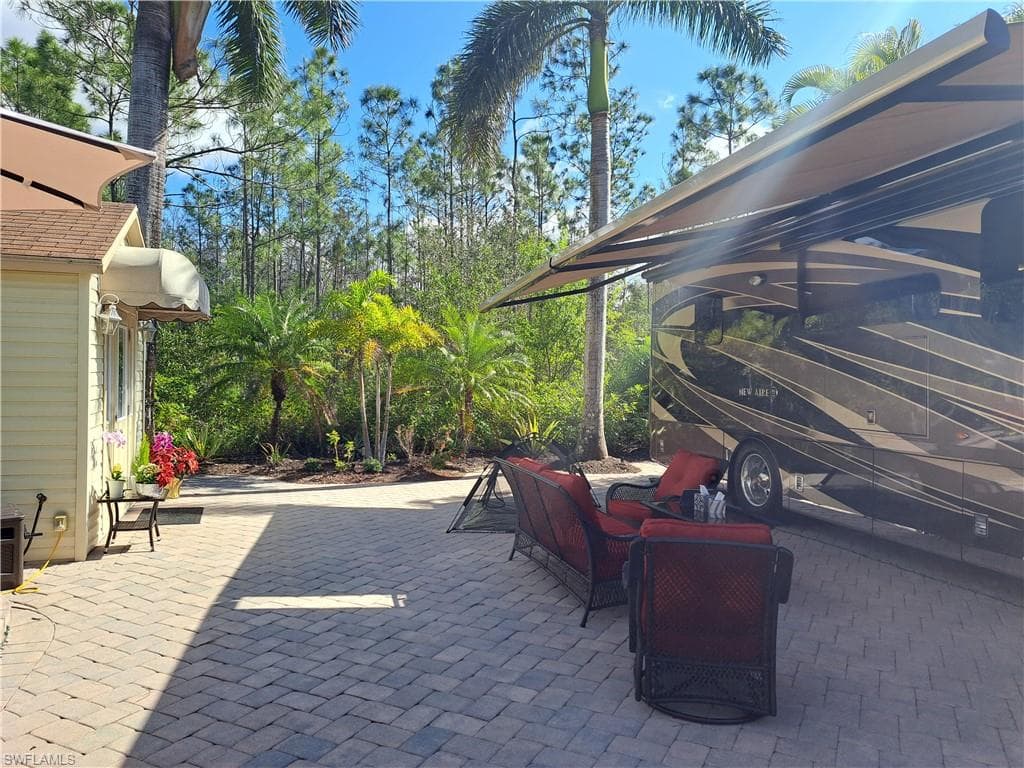 4928 Coach Ln, Naples, FL 34114-12