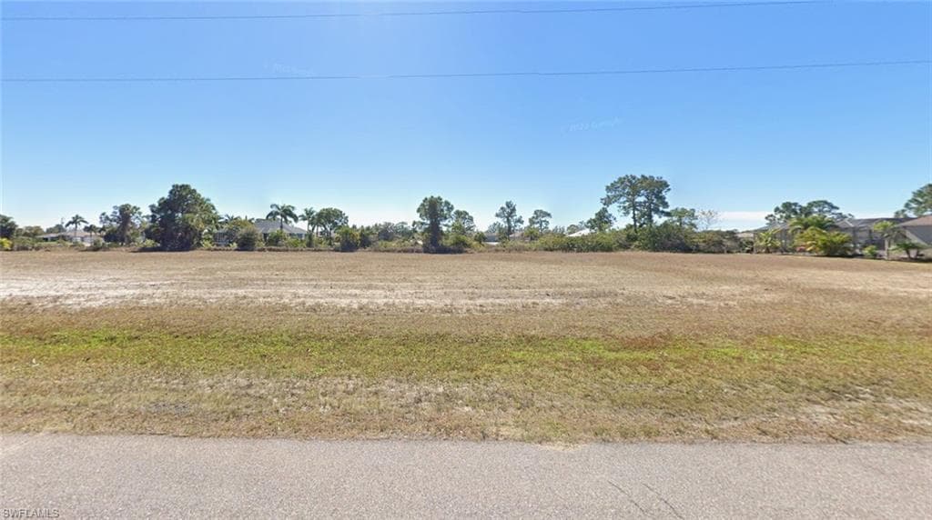 2856 26th St, Cape Coral, FL 33993-1