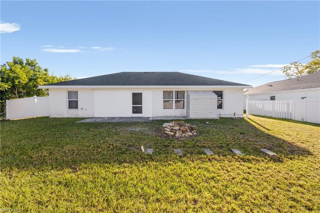 3320 11th Ave, Cape Coral, FL 33914-21
